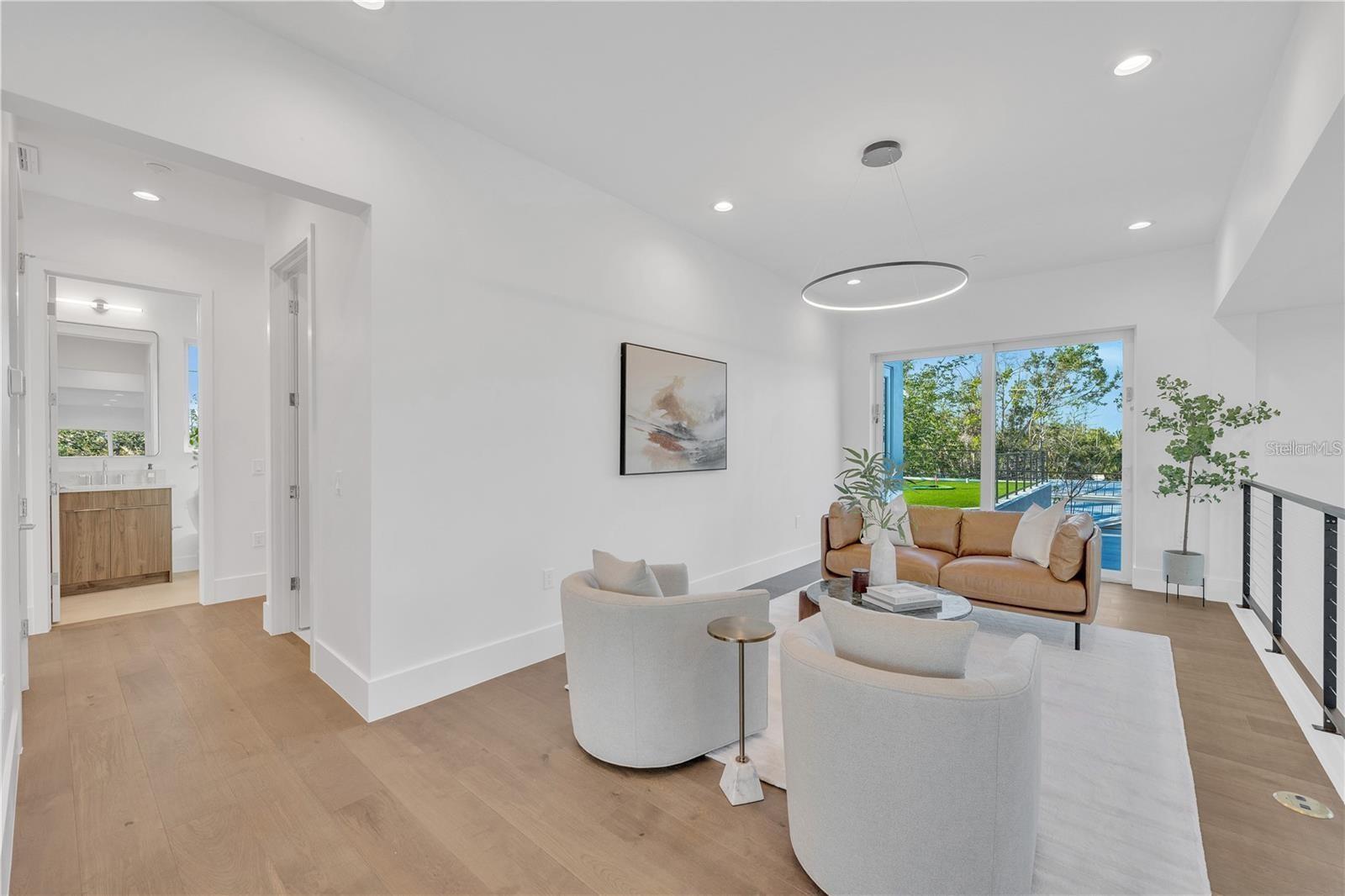 Image 78 of 100 For 603 Tremont Street