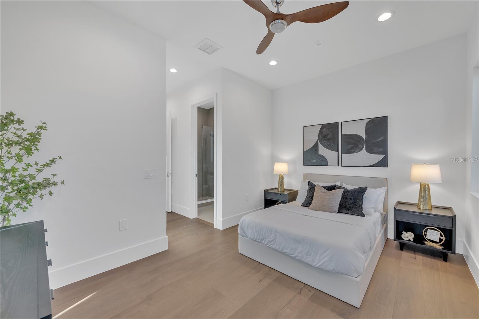 Image 86 of 100 For 603 Tremont Street