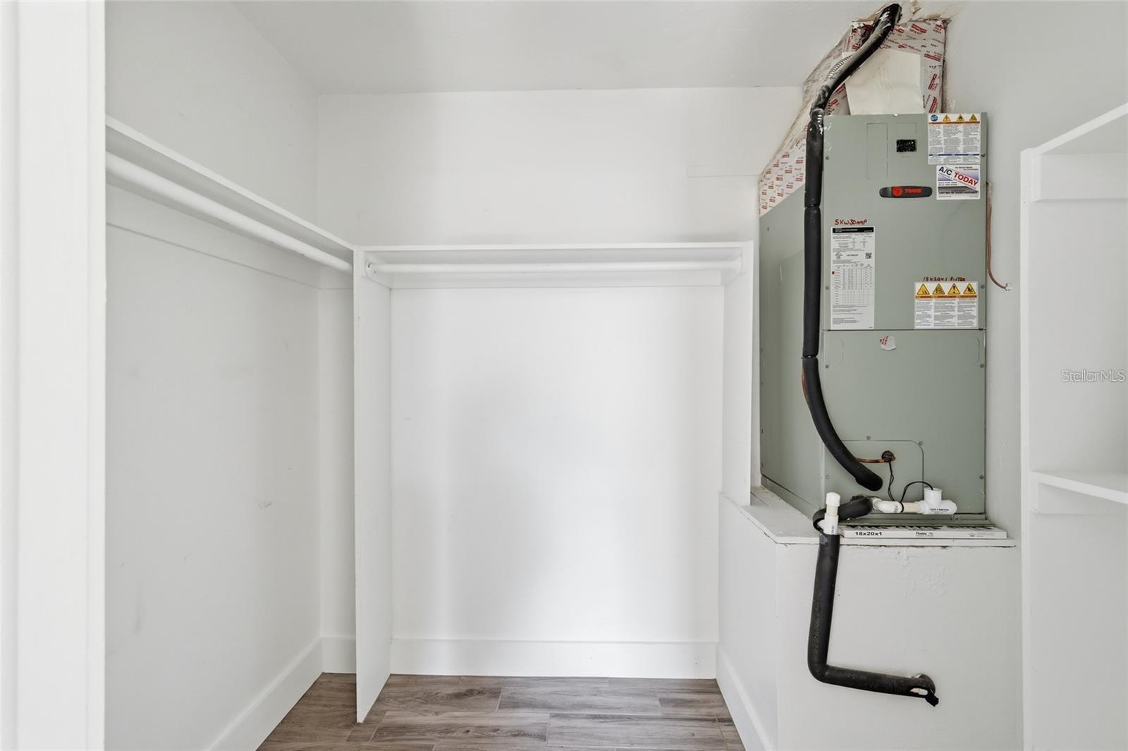 Image 10 of 20 For 1524 & 1528 28th Street W