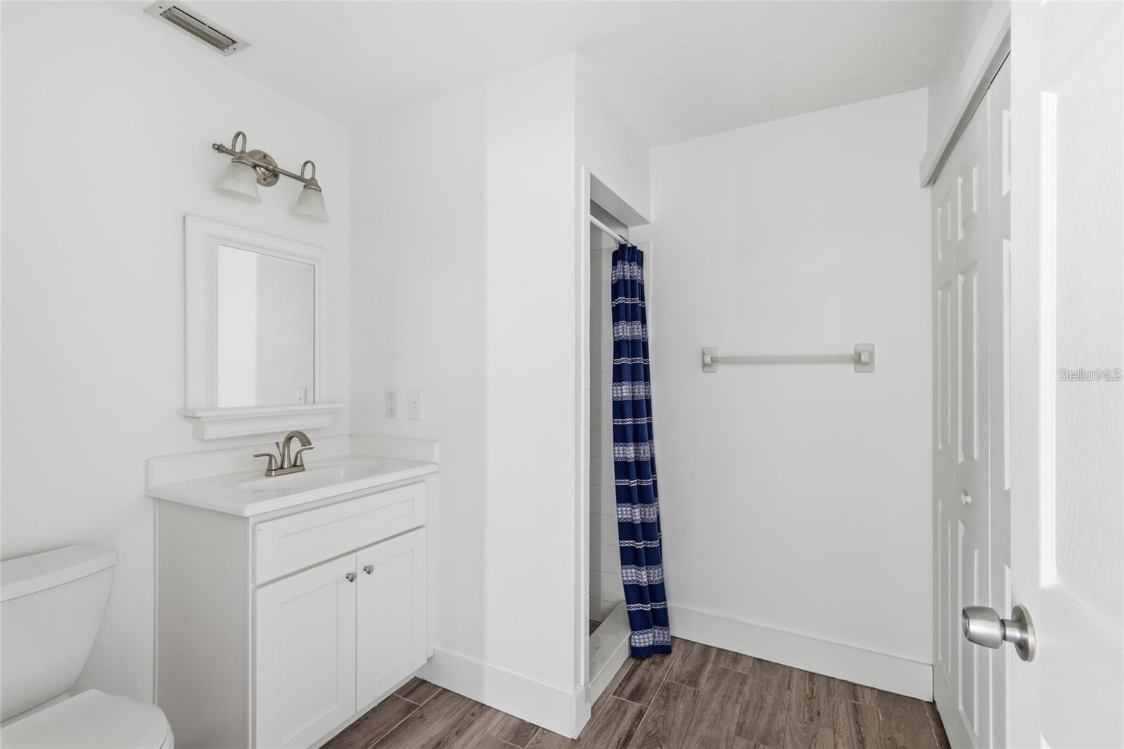 Image 11 of 20 For 1524 & 1528 28th Street W