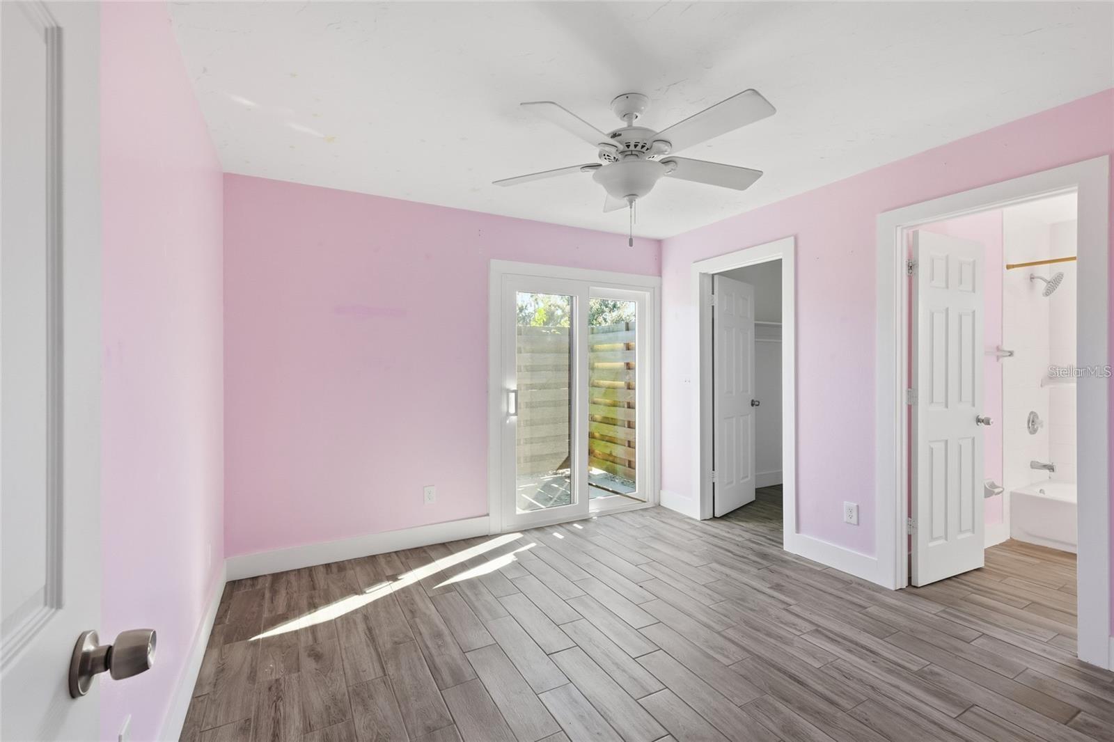 Image 13 of 20 For 1524 & 1528 28th Street W