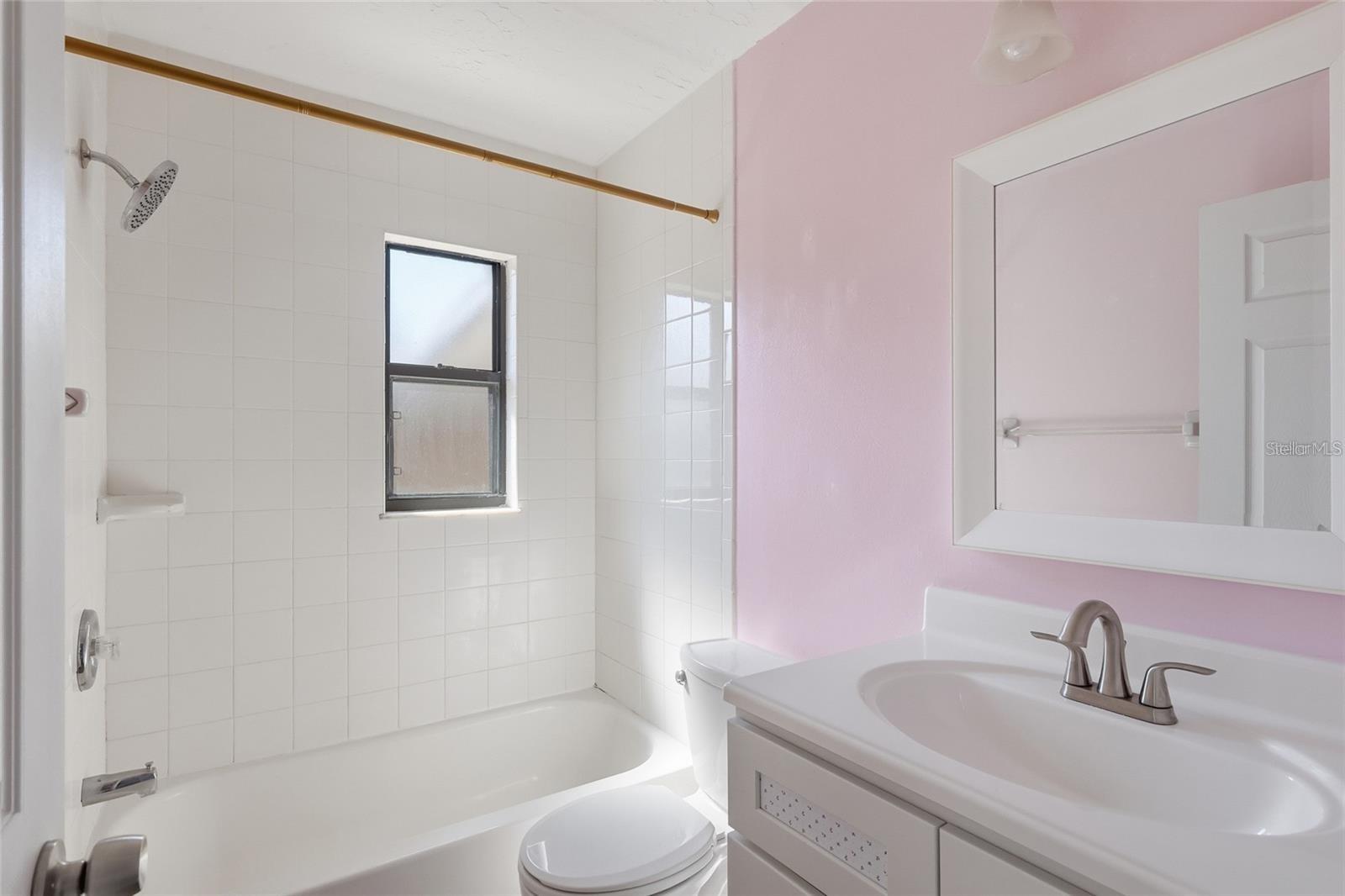 Image 16 of 20 For 1524 & 1528 28th Street W