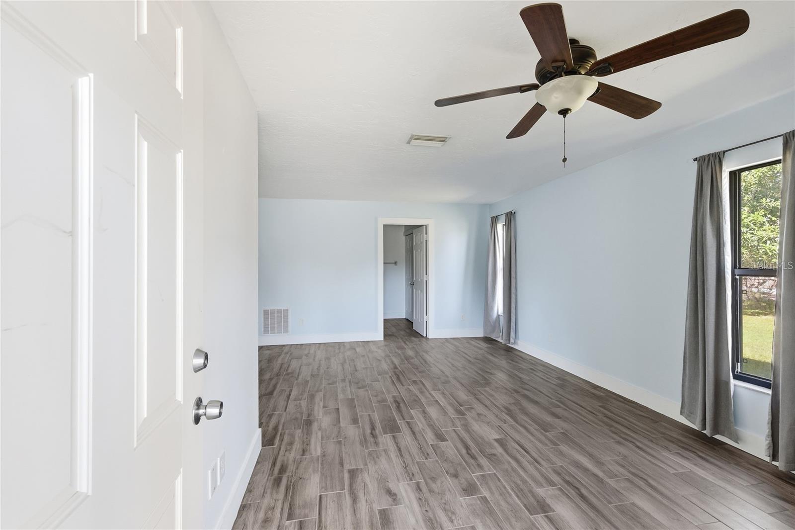 Image 2 of 20 For 1524 & 1528 28th Street W