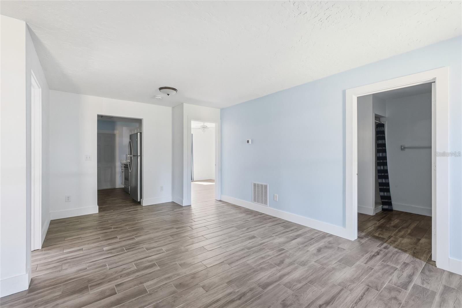 Image 5 of 20 For 1524 & 1528 28th Street W