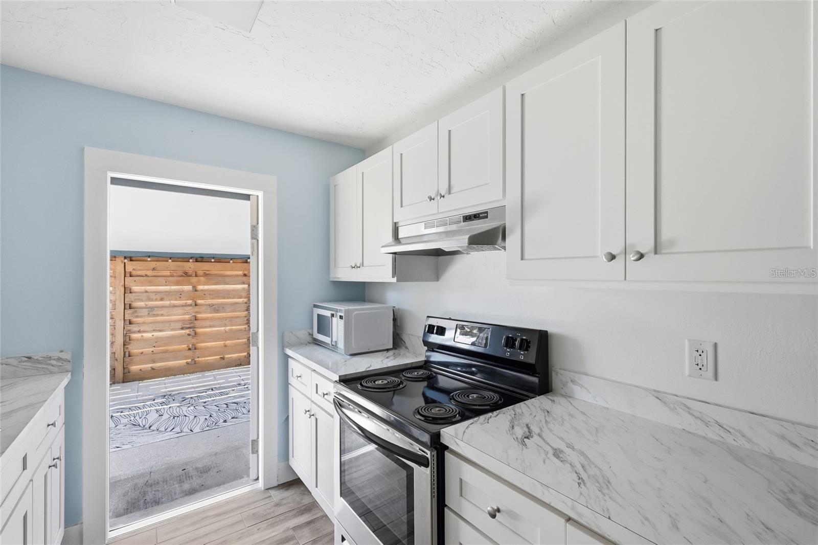 Image 7 of 20 For 1524 & 1528 28th Street W