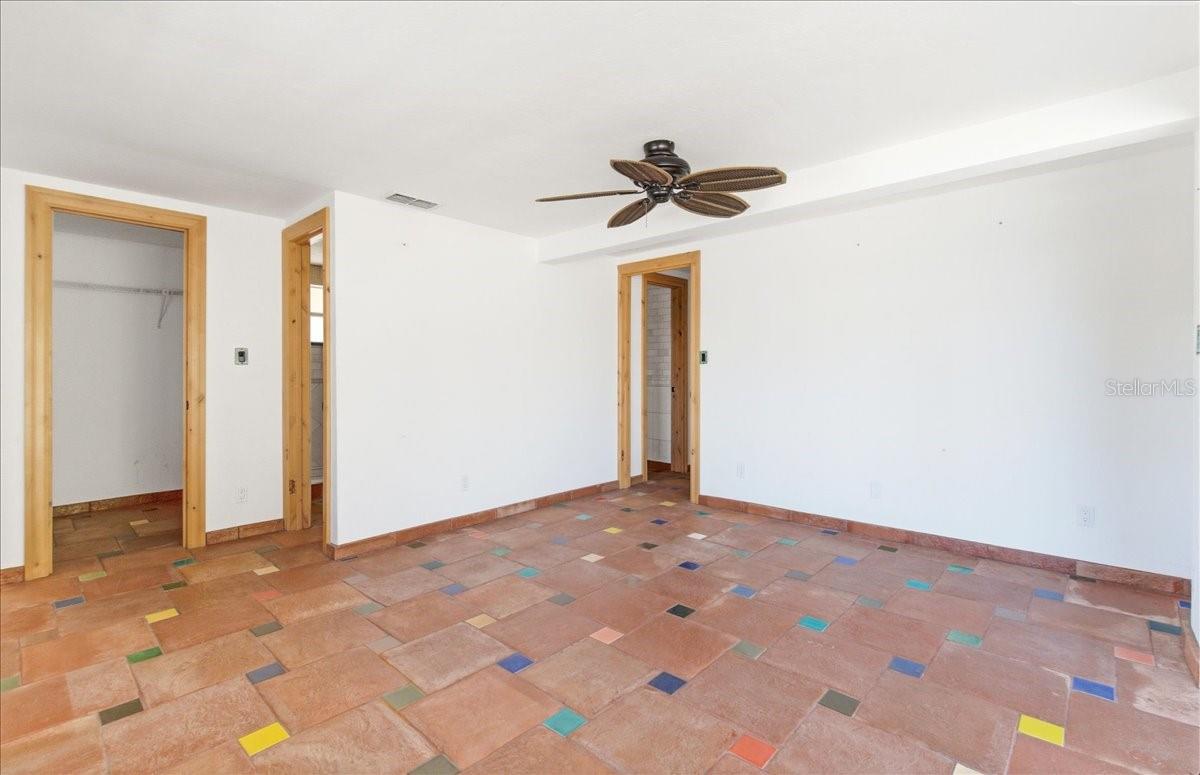 Image 39 of 51 For 834 Jungle Queen Way