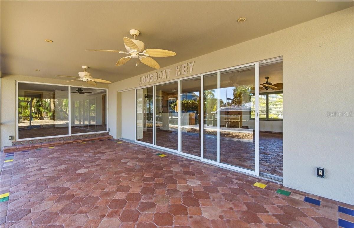 Image 42 of 51 For 834 Jungle Queen Way