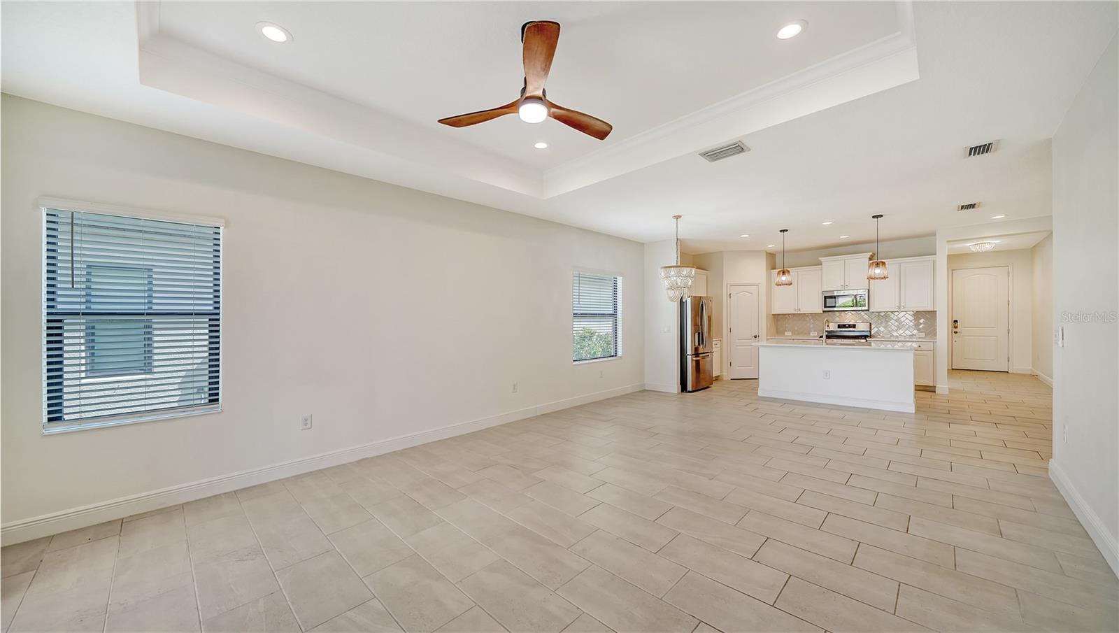 Image 14 of 32 For 220 Capriana Court