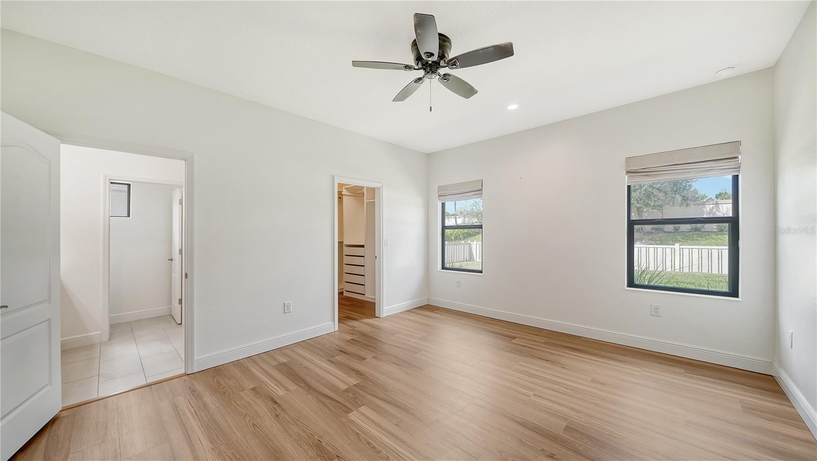 Image 15 of 32 For 220 Capriana Court