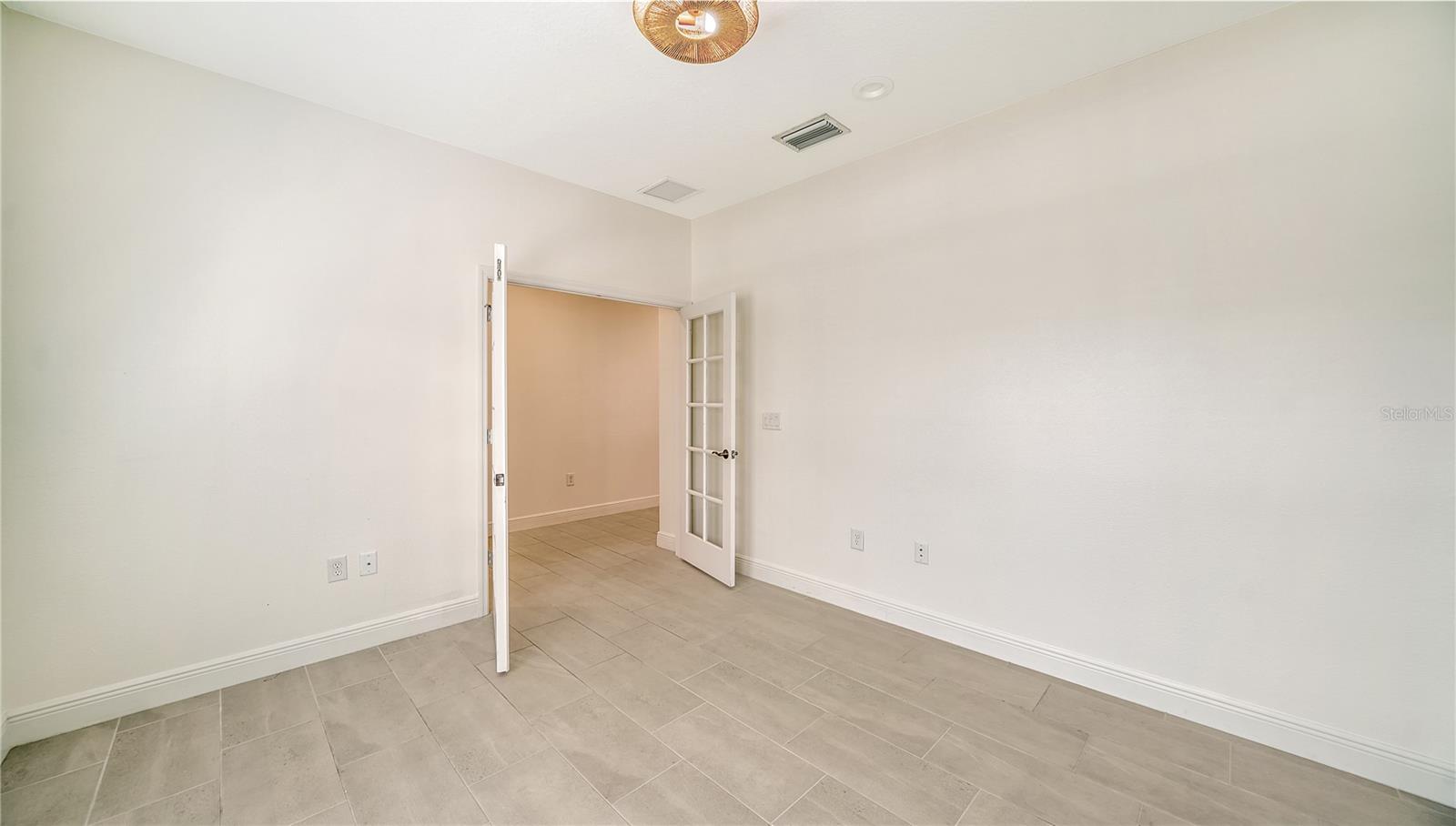 Image 6 of 32 For 220 Capriana Court