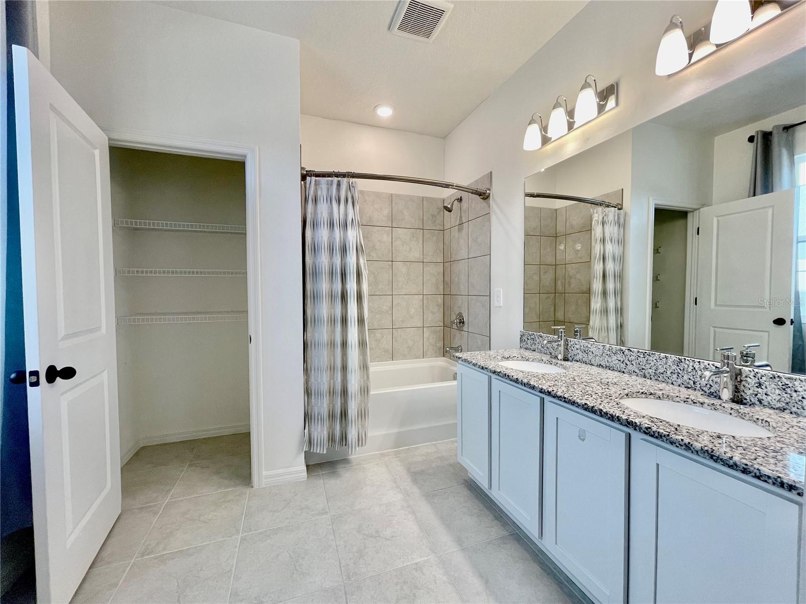 Image 15 of 30 For 14367 59th Circle E