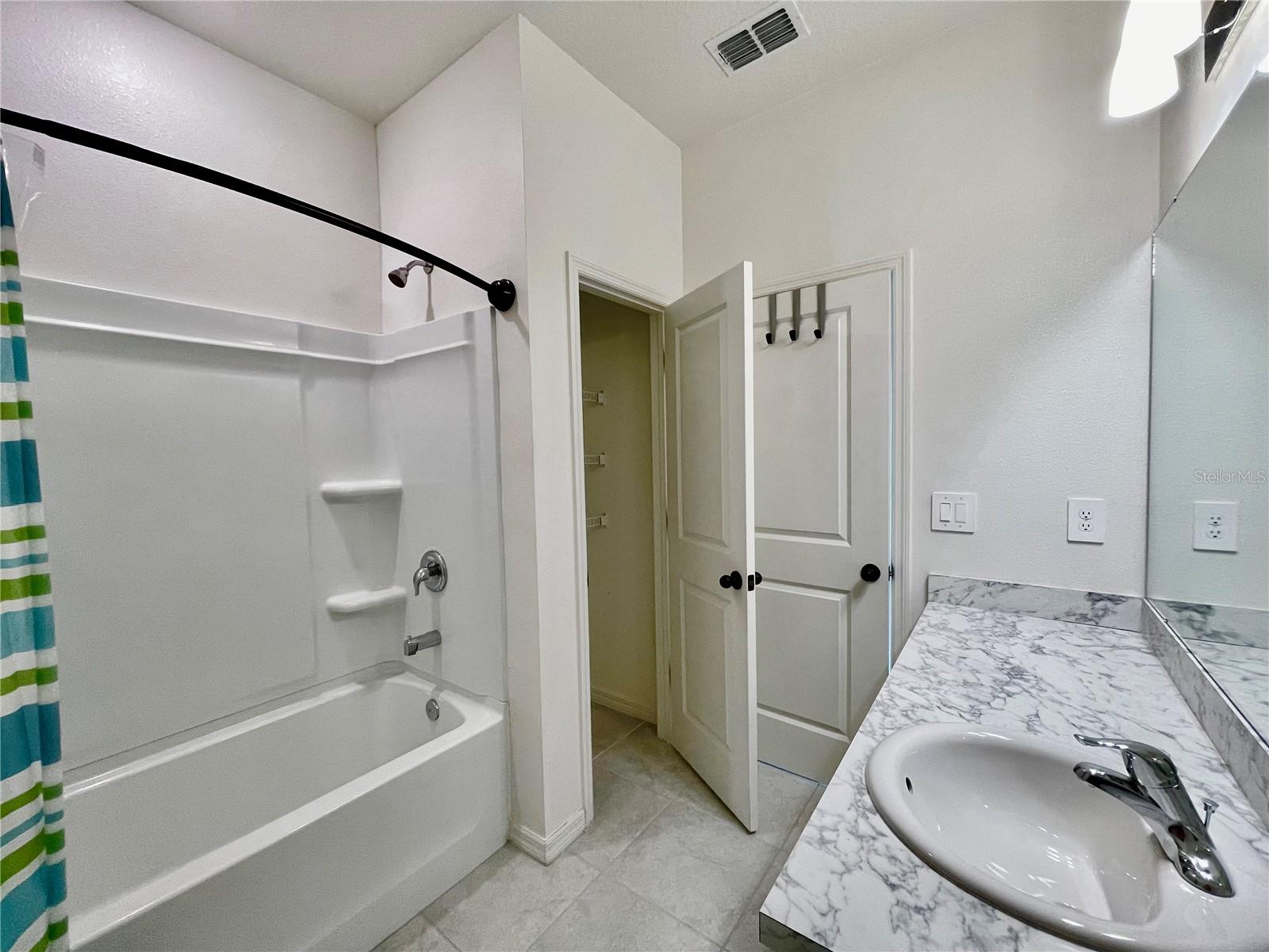 Image 21 of 30 For 14367 59th Circle E