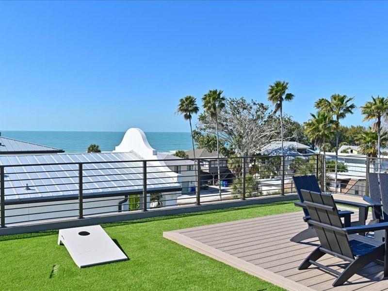 Image 31 of 76 For 111 Palmetto Avenue