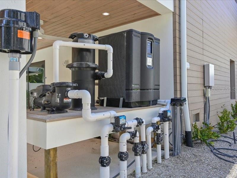 Image 42 of 76 For 111 Palmetto Avenue