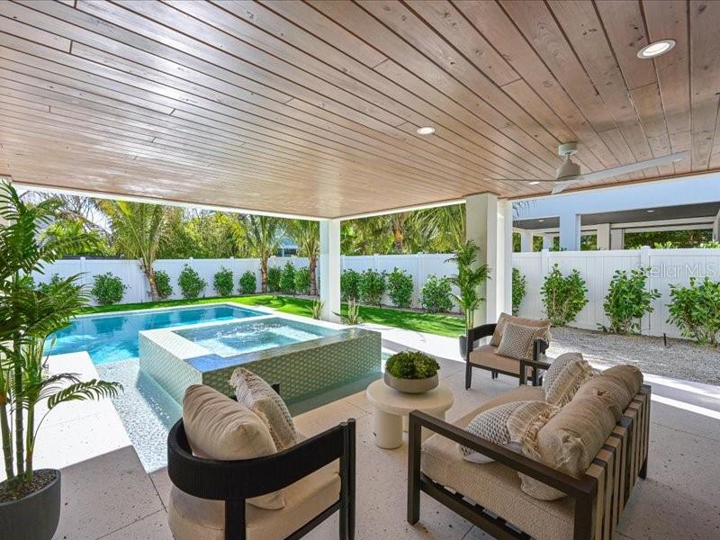 Image 46 of 76 For 111 Palmetto Avenue