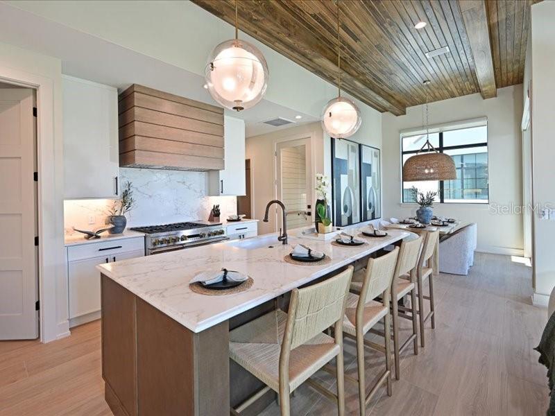 Image 8 of 76 For 111 Palmetto Avenue