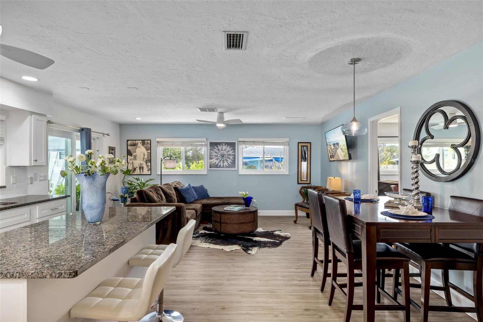 Image 13 of 73 For 514 Palm Avenue