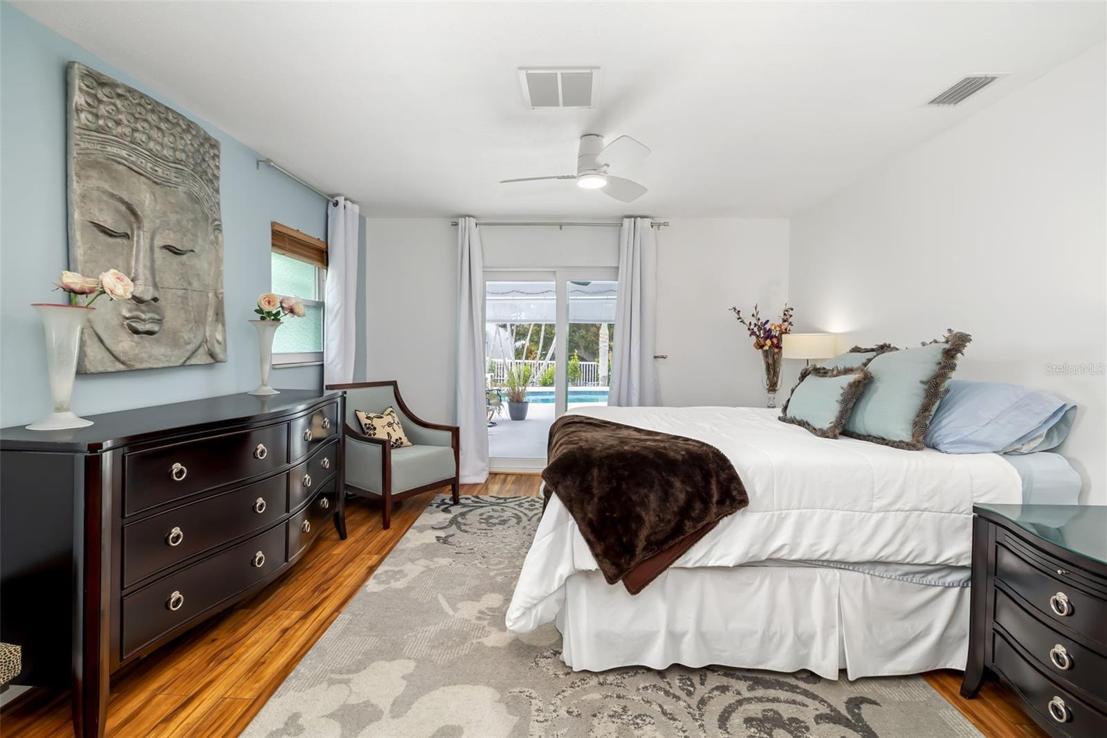 Image 17 of 73 For 514 Palm Avenue