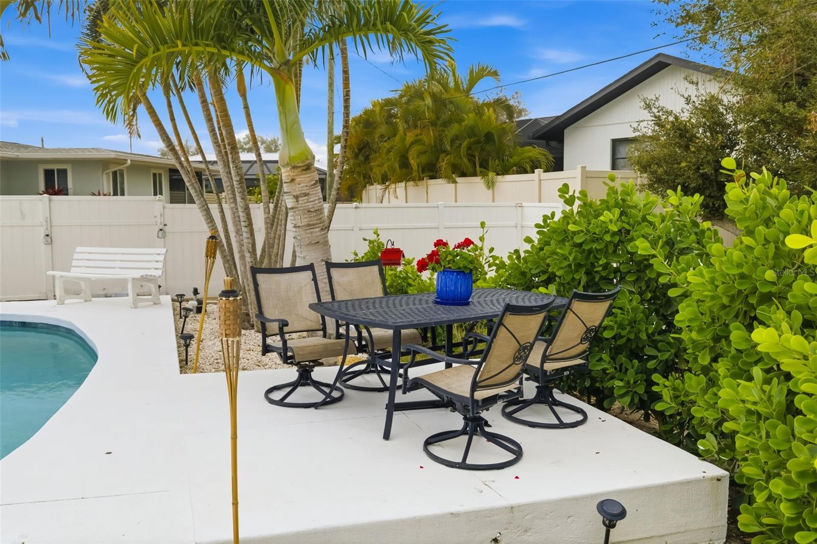 Image 45 of 73 For 514 Palm Avenue