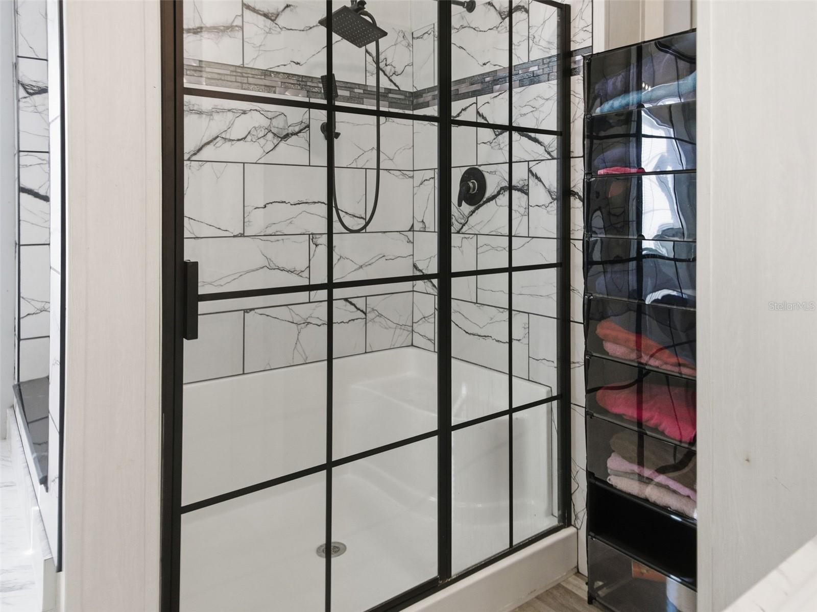 Image 17 of 40 For 100 Camp Road