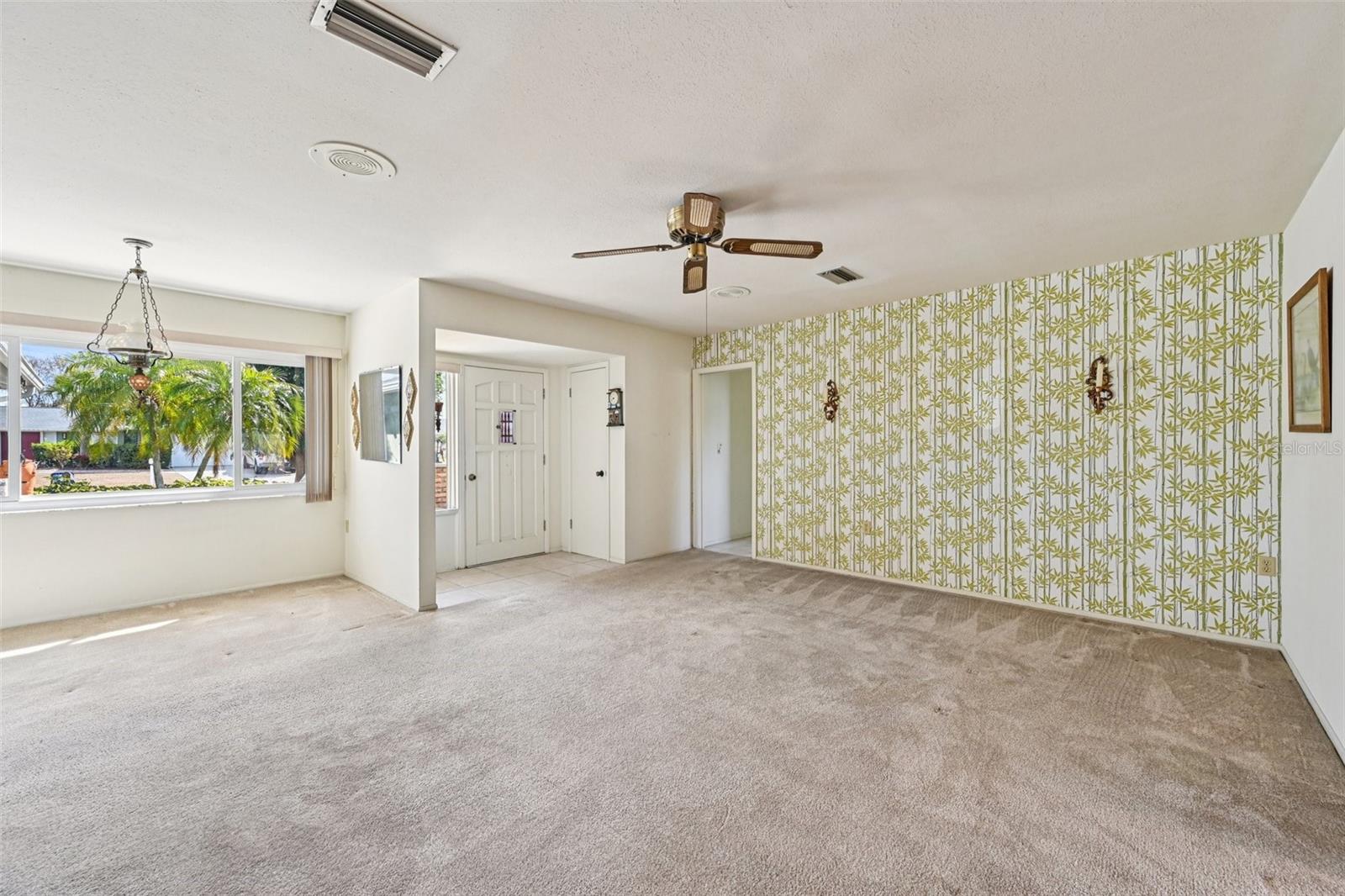 Image 10 of 28 For 101 Algiers Drive