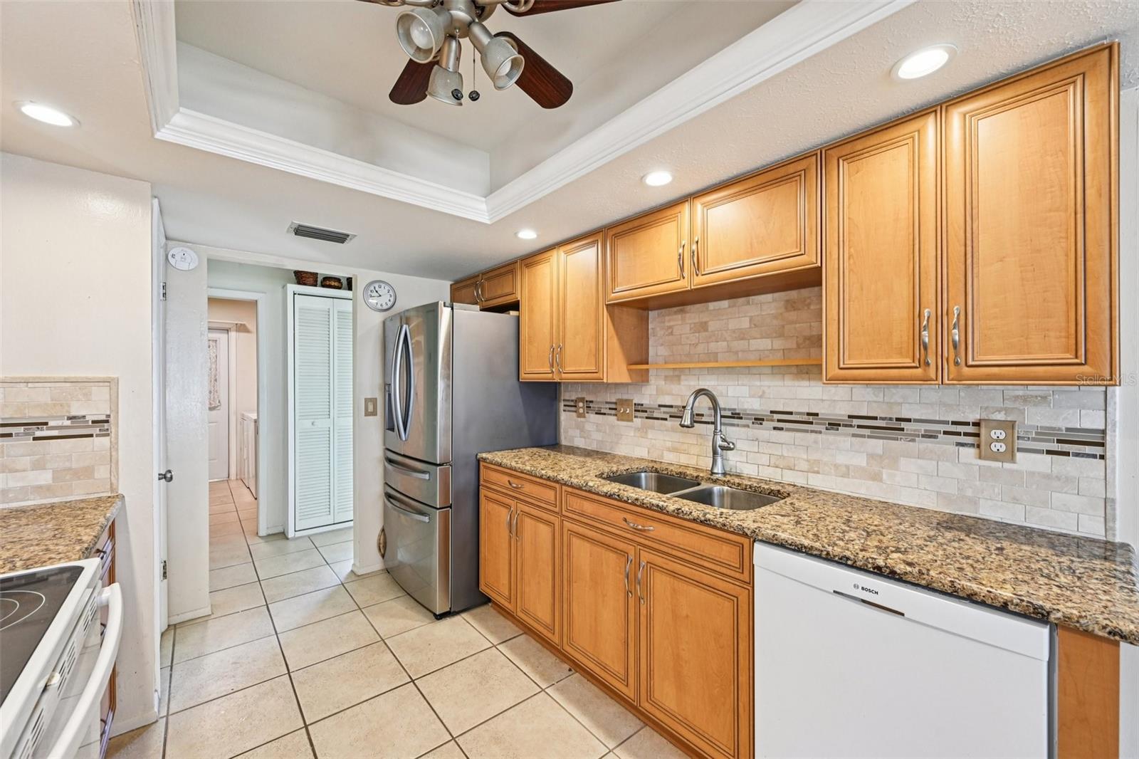 Image 16 of 28 For 101 Algiers Drive