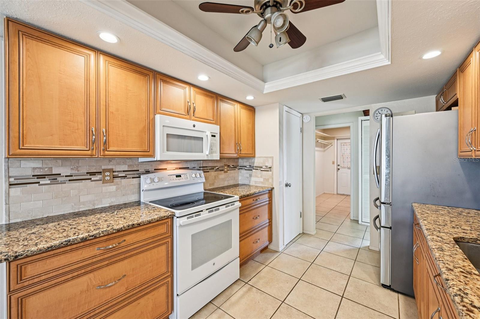 Image 17 of 28 For 101 Algiers Drive