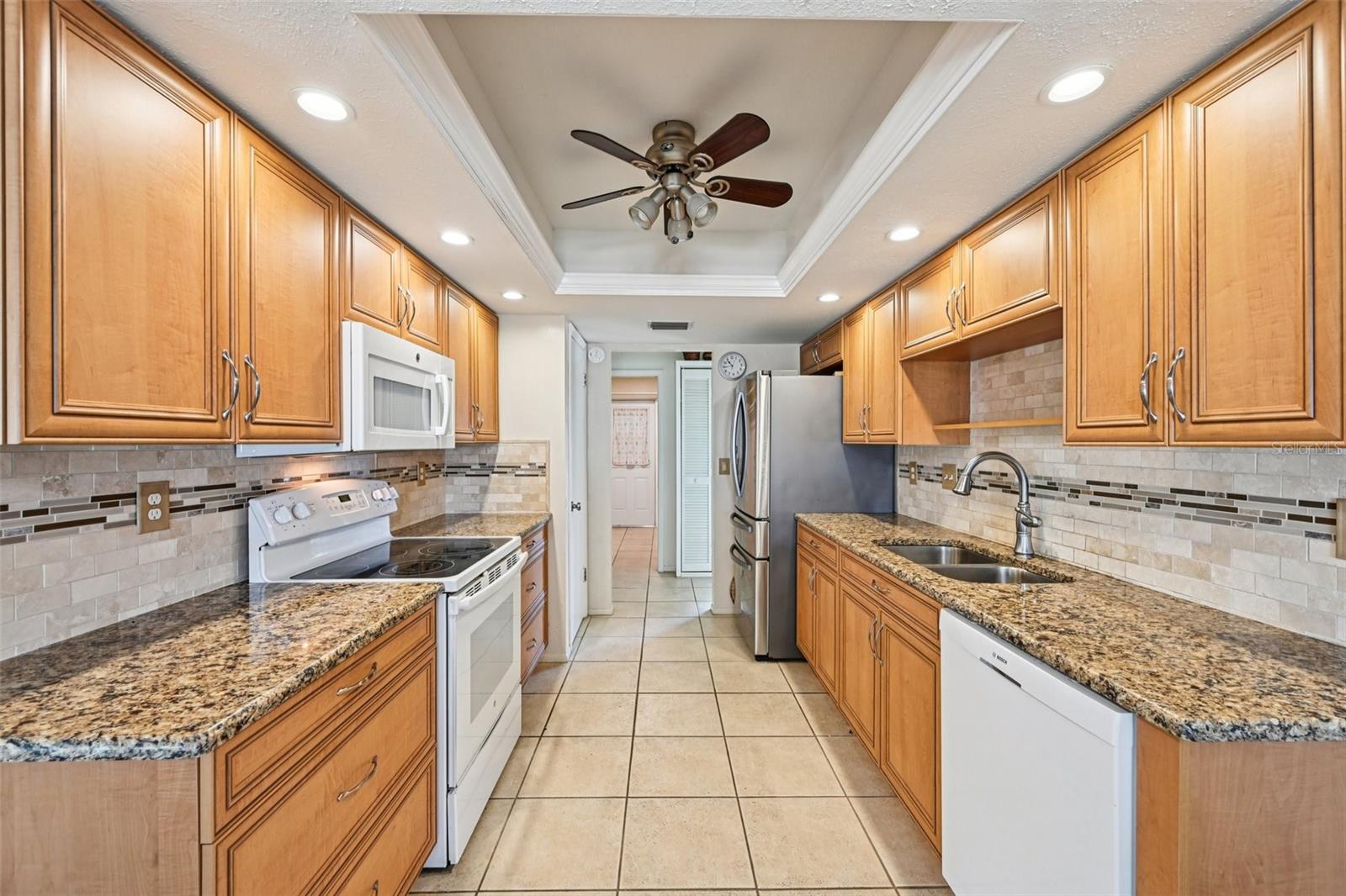 Image 18 of 28 For 101 Algiers Drive