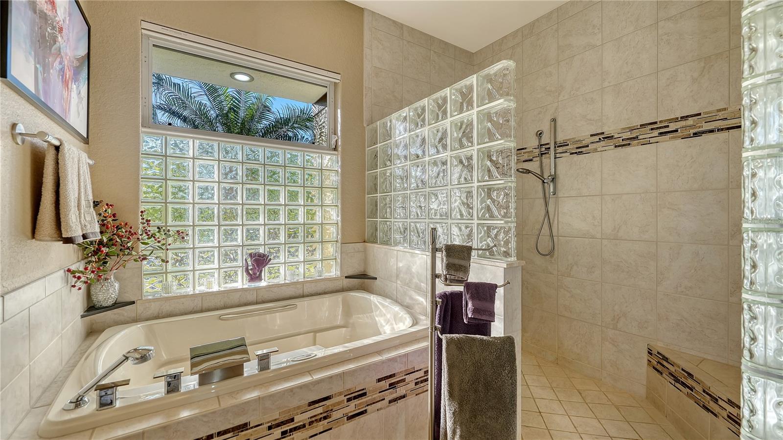 Image 31 of 56 For 8017 Manasota Key Road