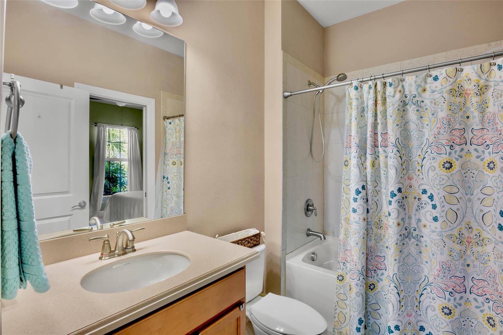 Image 18 of 34 For 13218 Torresina Terrace