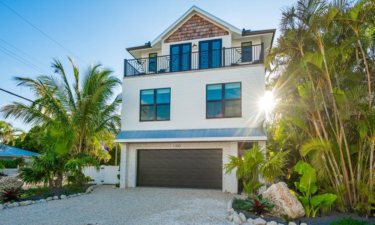 Image 10 of 63 For 2200 Avenue B