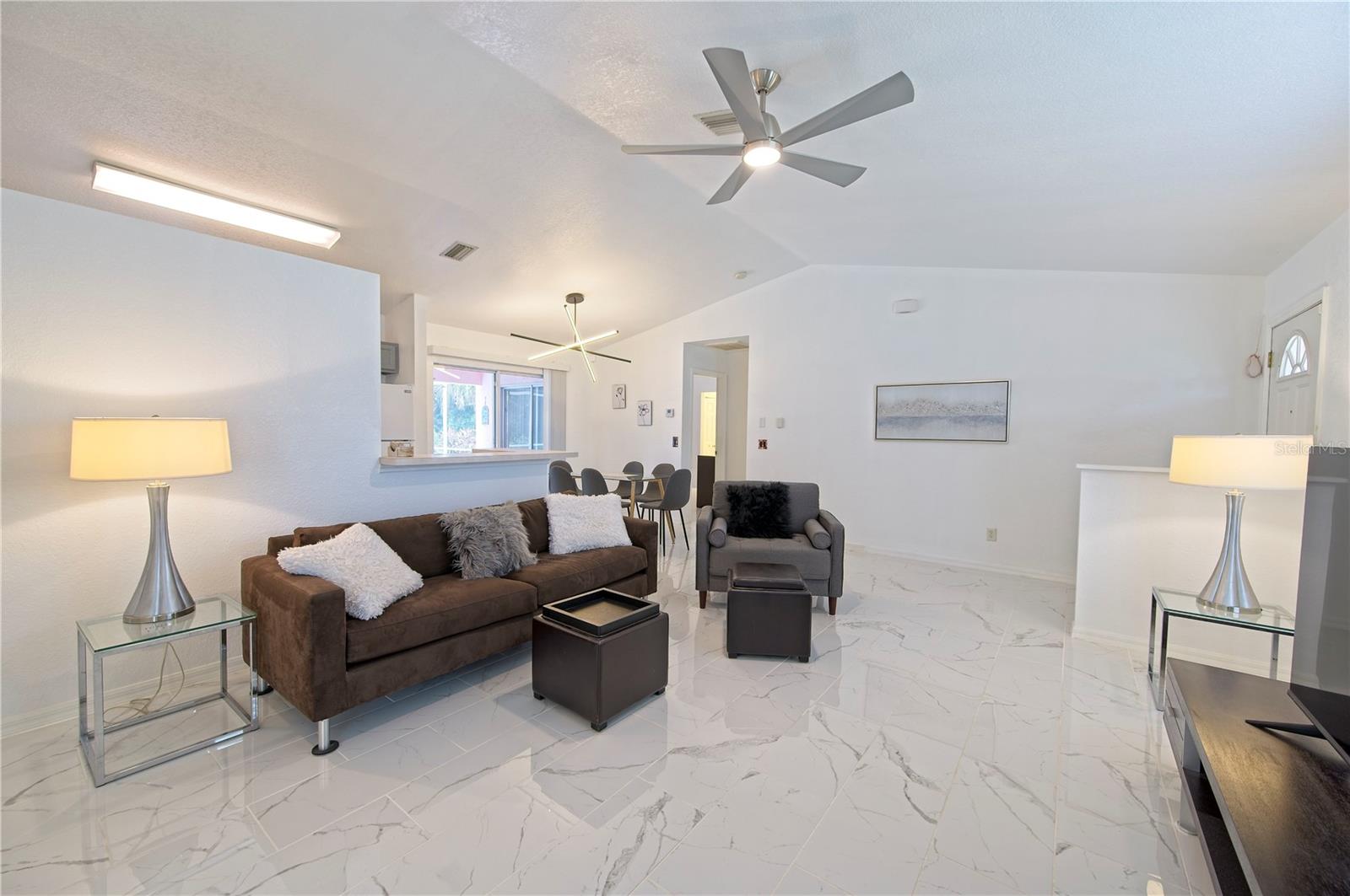 Image 19 of 42 For 3620 Candia Avenue