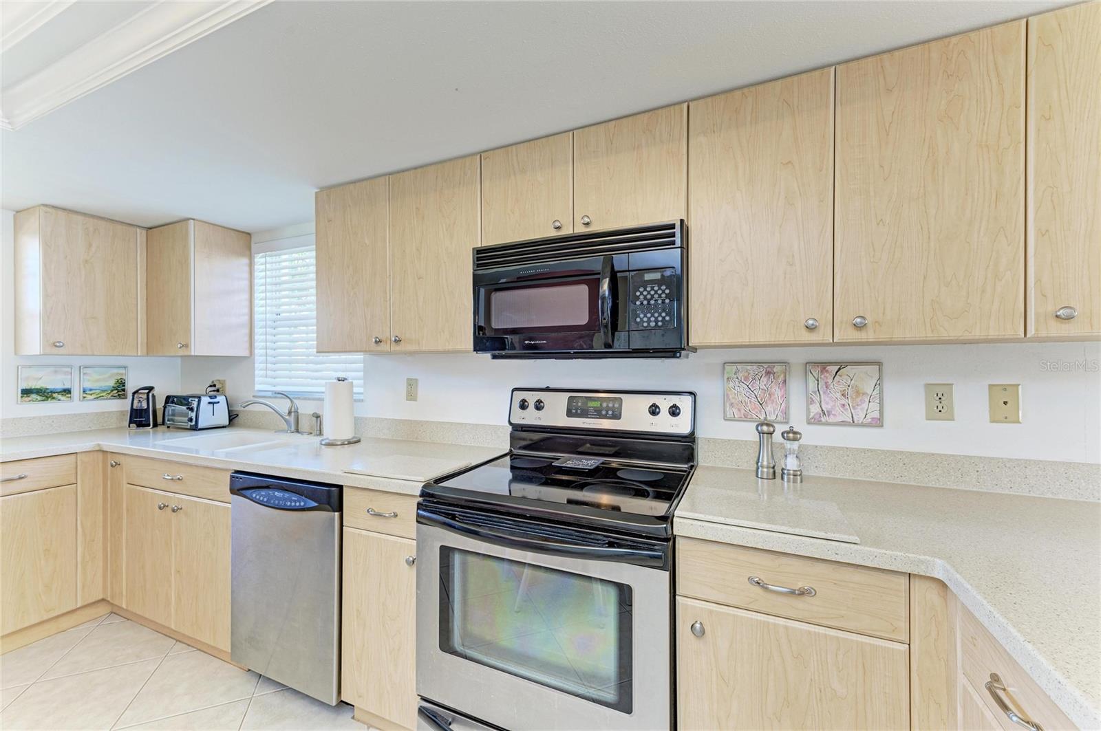 Image 11 of 61 For 9417 Kingston Drive 9417