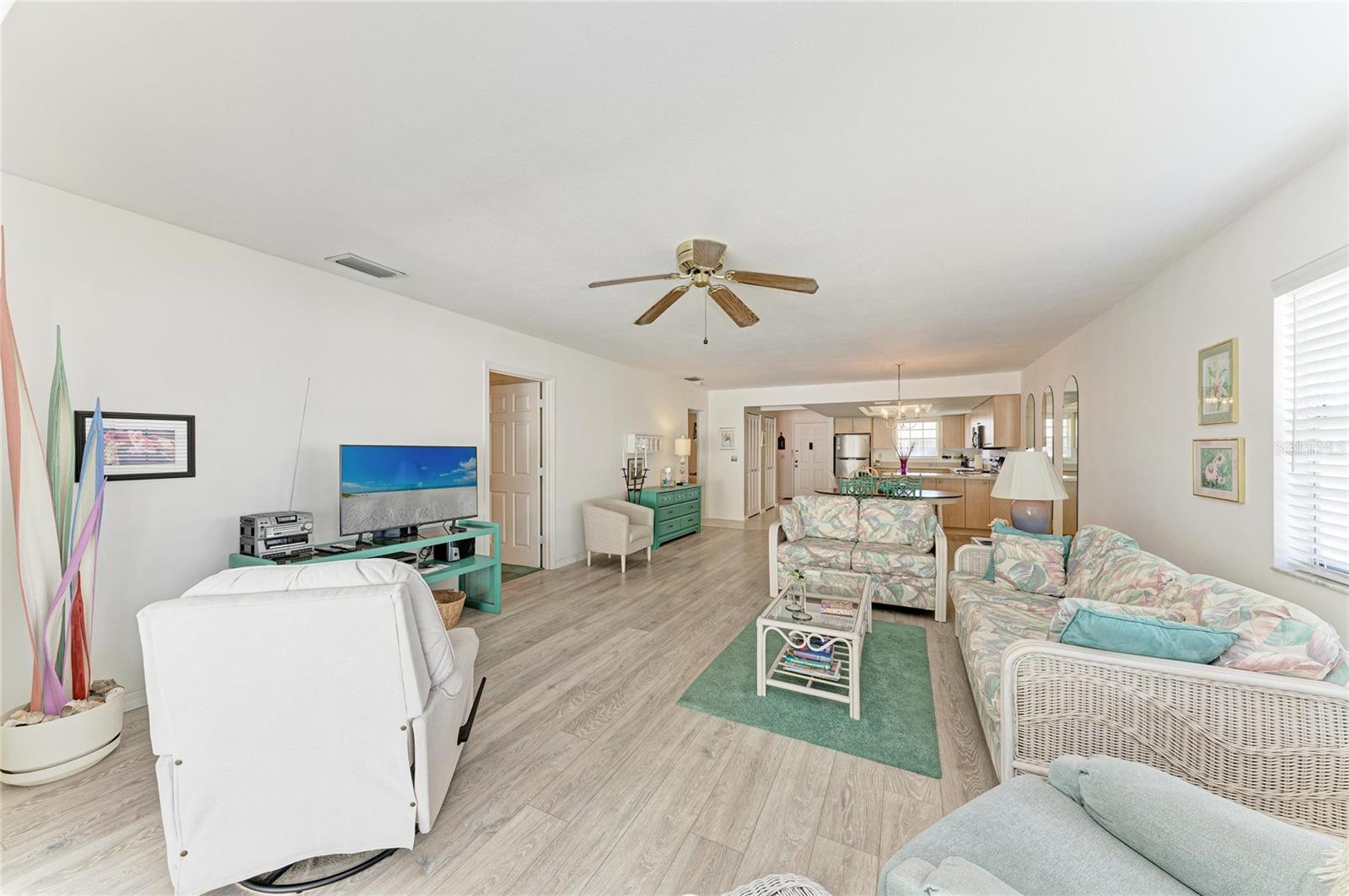 Image 18 of 61 For 9417 Kingston Drive 9417