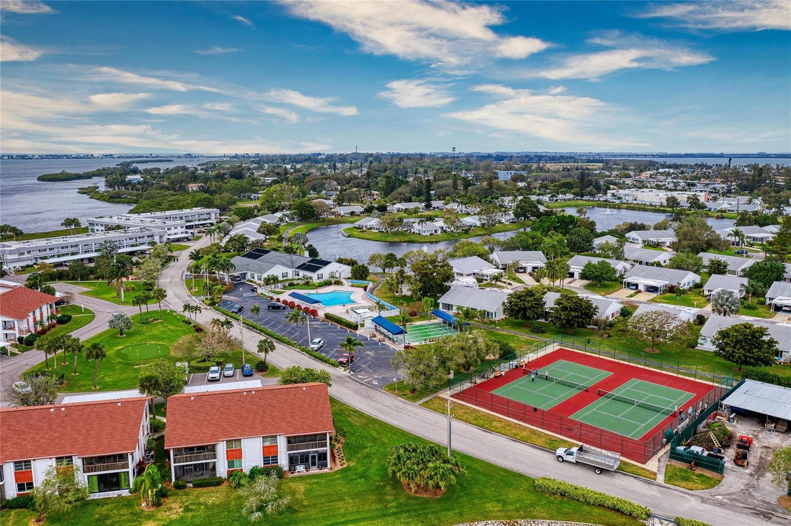 Image 34 of 61 For 9417 Kingston Drive 9417