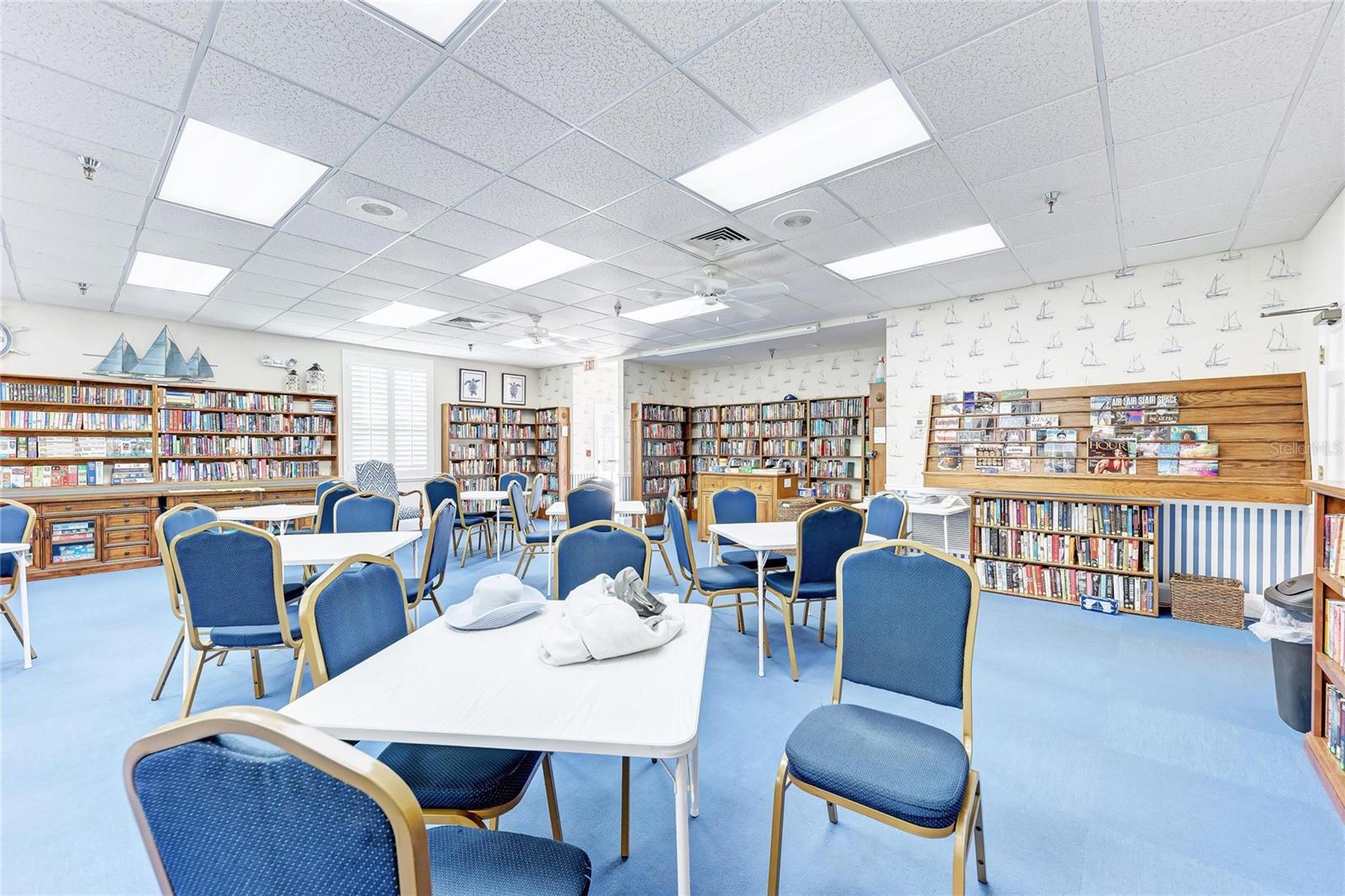 Image 47 of 61 For 9417 Kingston Drive 9417