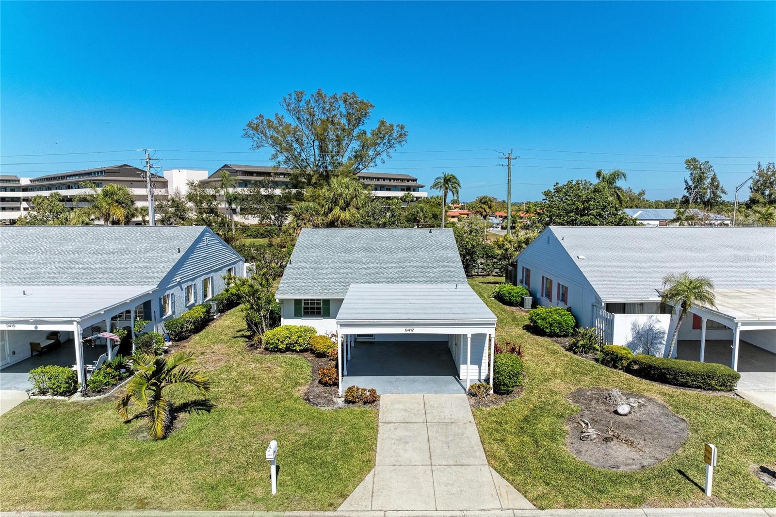 Image 5 of 61 For 9417 Kingston Drive 9417