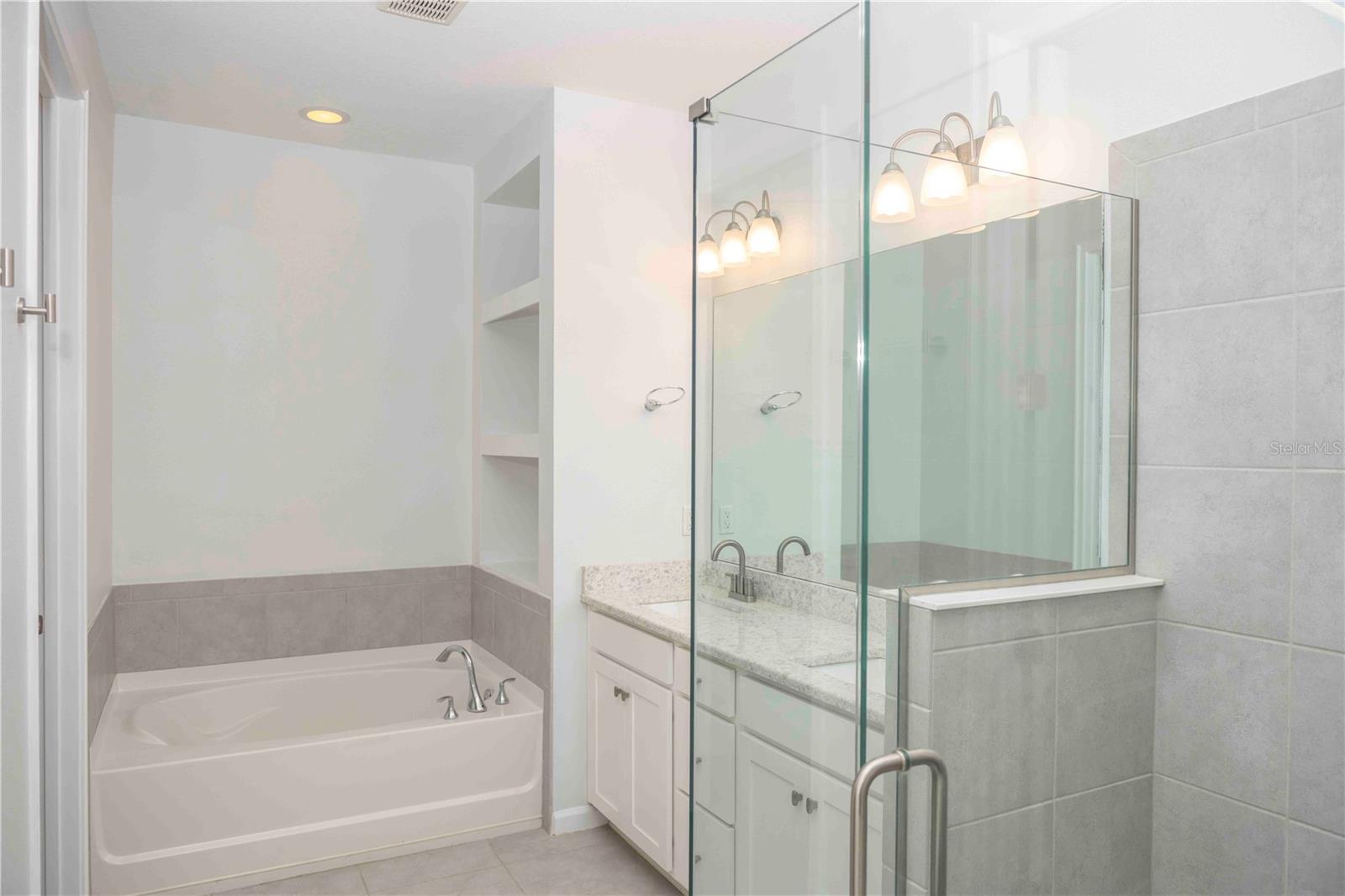 Image 20 of 52 For 11737 Brookside Drive