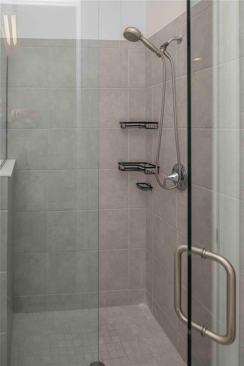 Image 25 of 52 For 11737 Brookside Drive