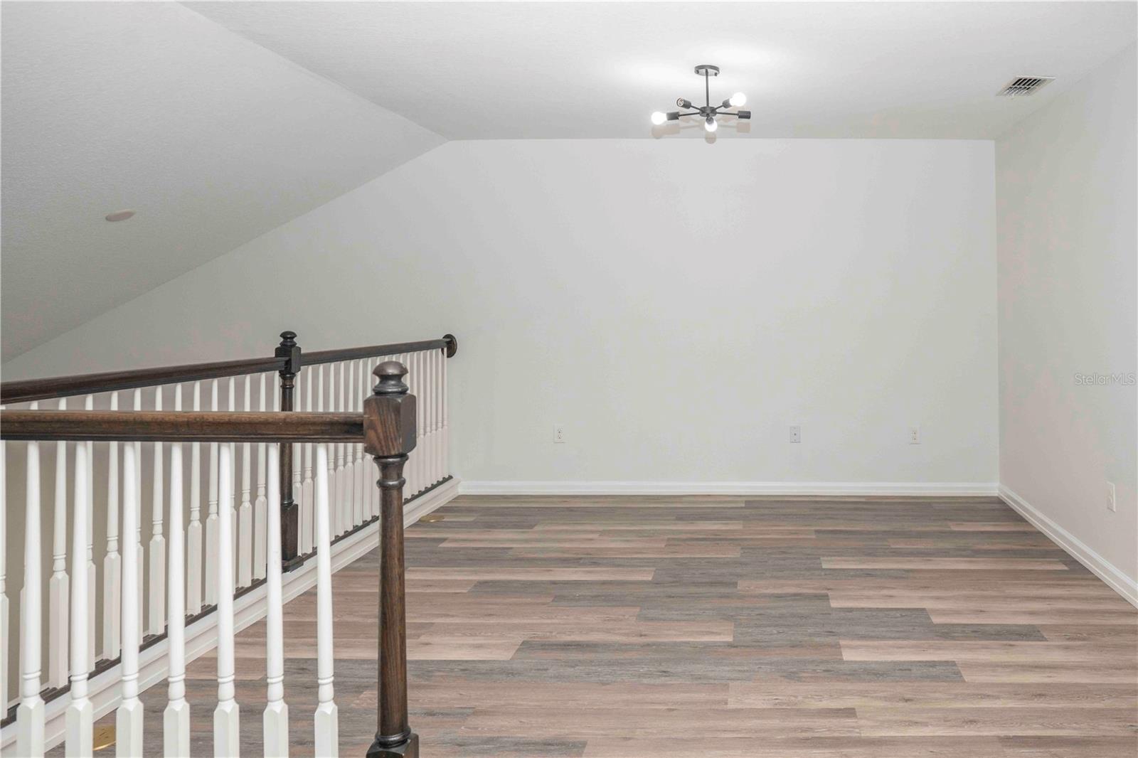 Image 31 of 52 For 11737 Brookside Drive