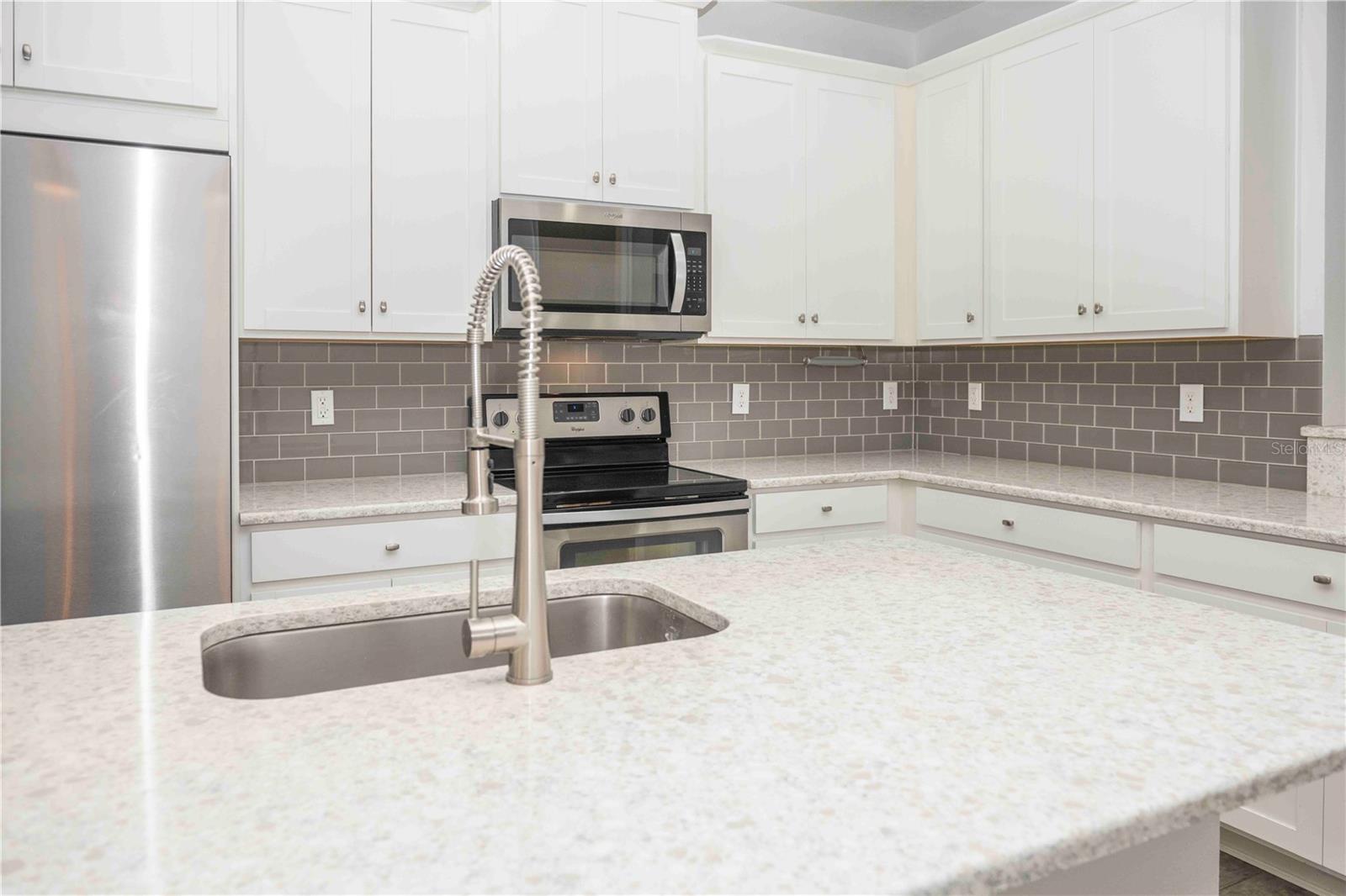 Image 5 of 52 For 11737 Brookside Drive