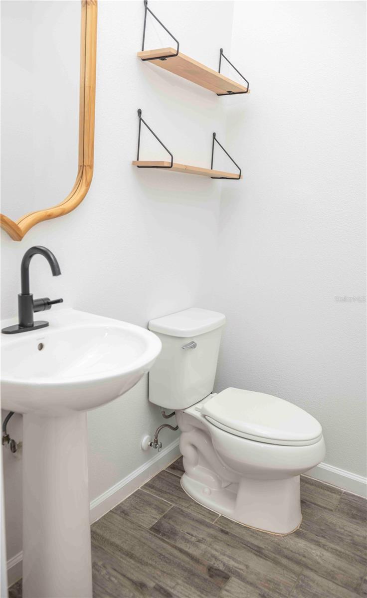 Image 6 of 52 For 11737 Brookside Drive