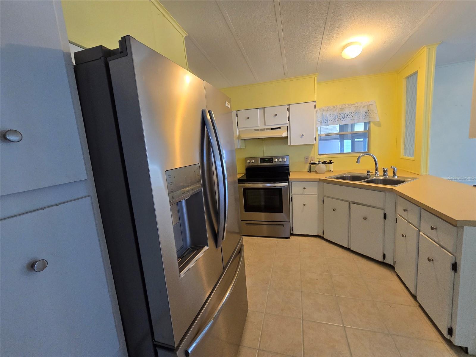 Image 7 of 17 For 3327 Eileen Drive