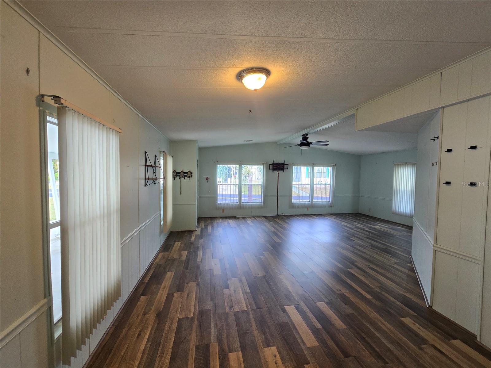 Image 9 of 17 For 3327 Eileen Drive