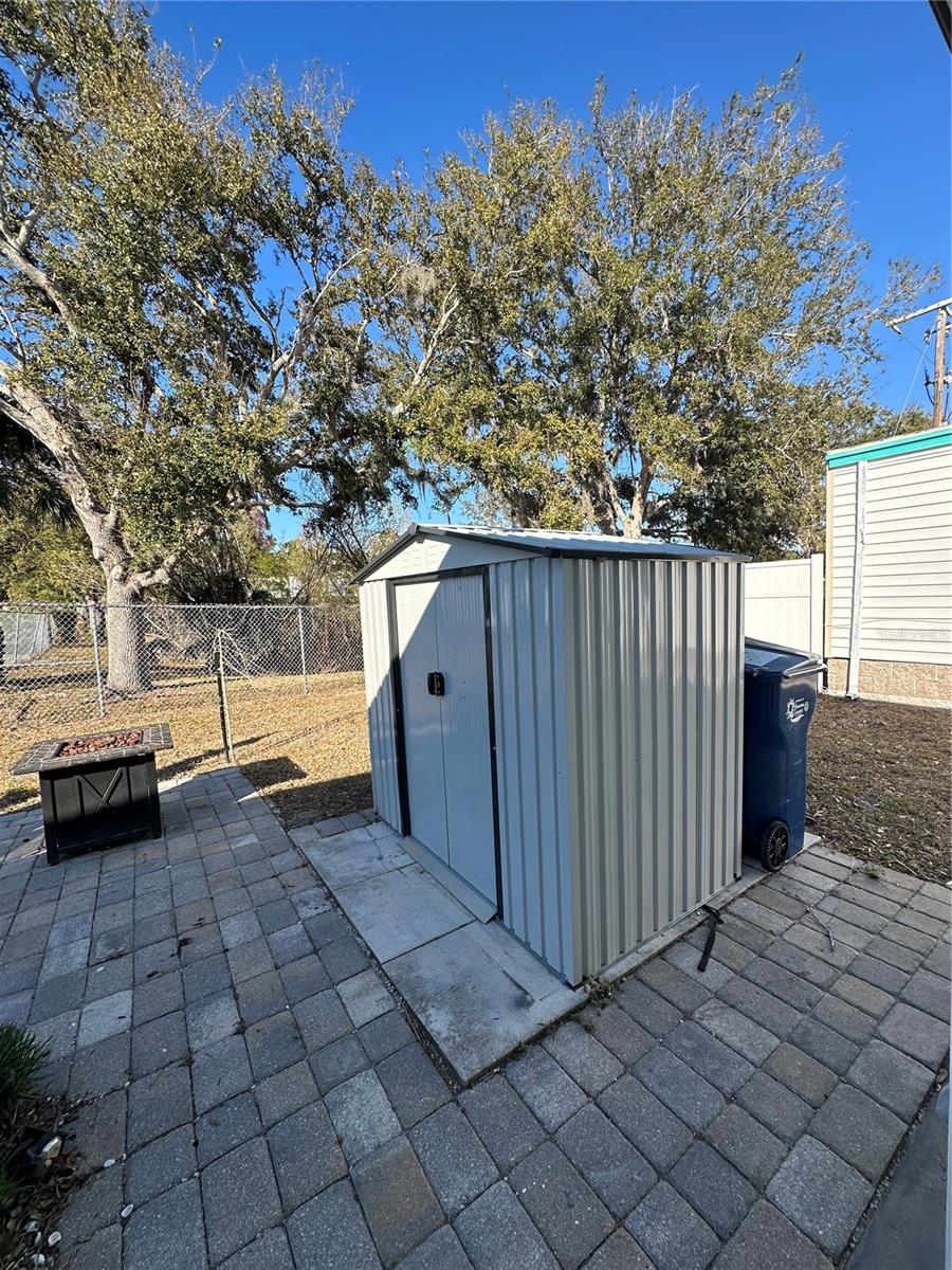 Image 10 of 61 For 5619 Bayshore Road 328