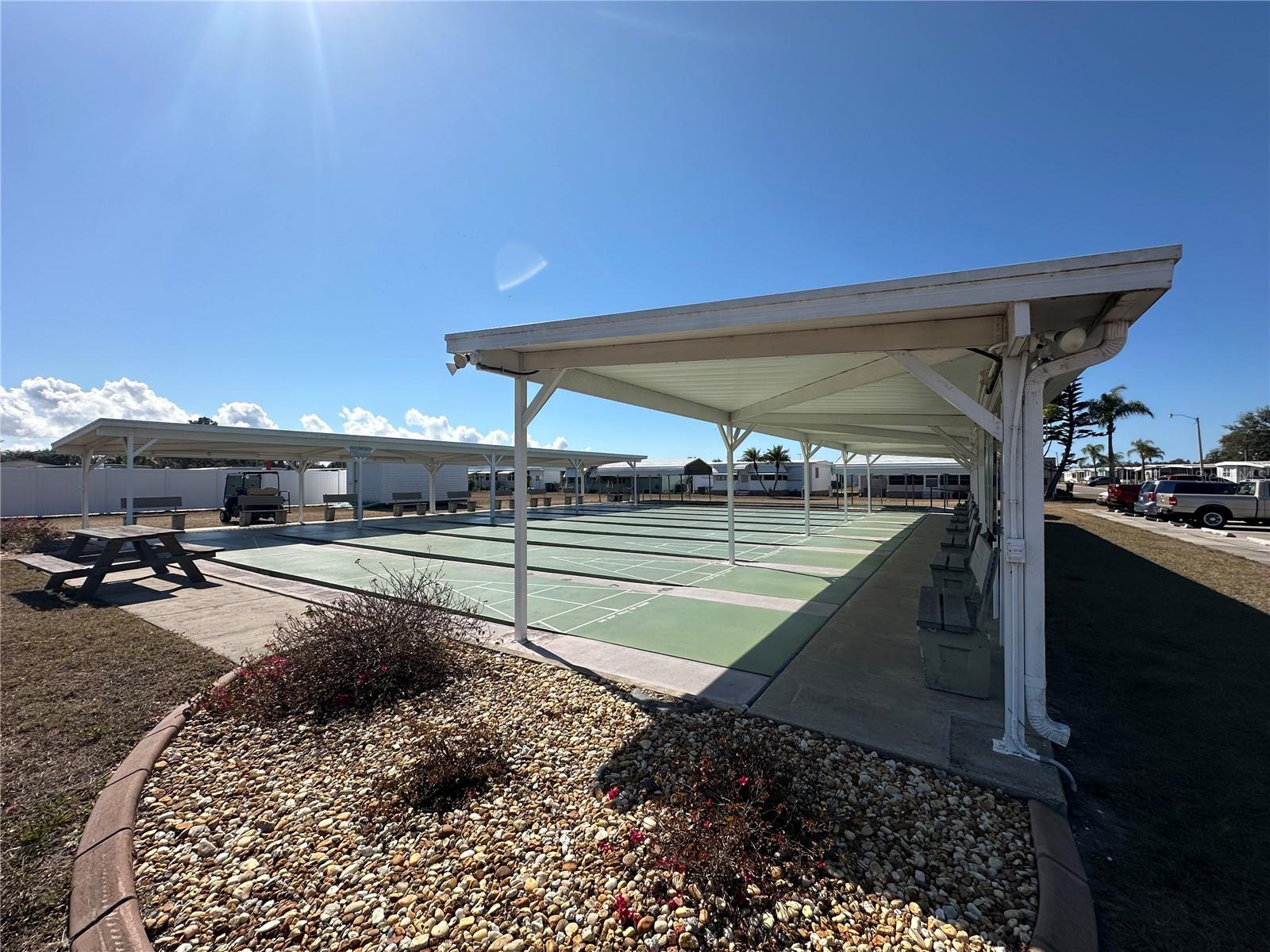 Image 49 of 61 For 5619 Bayshore Road 328