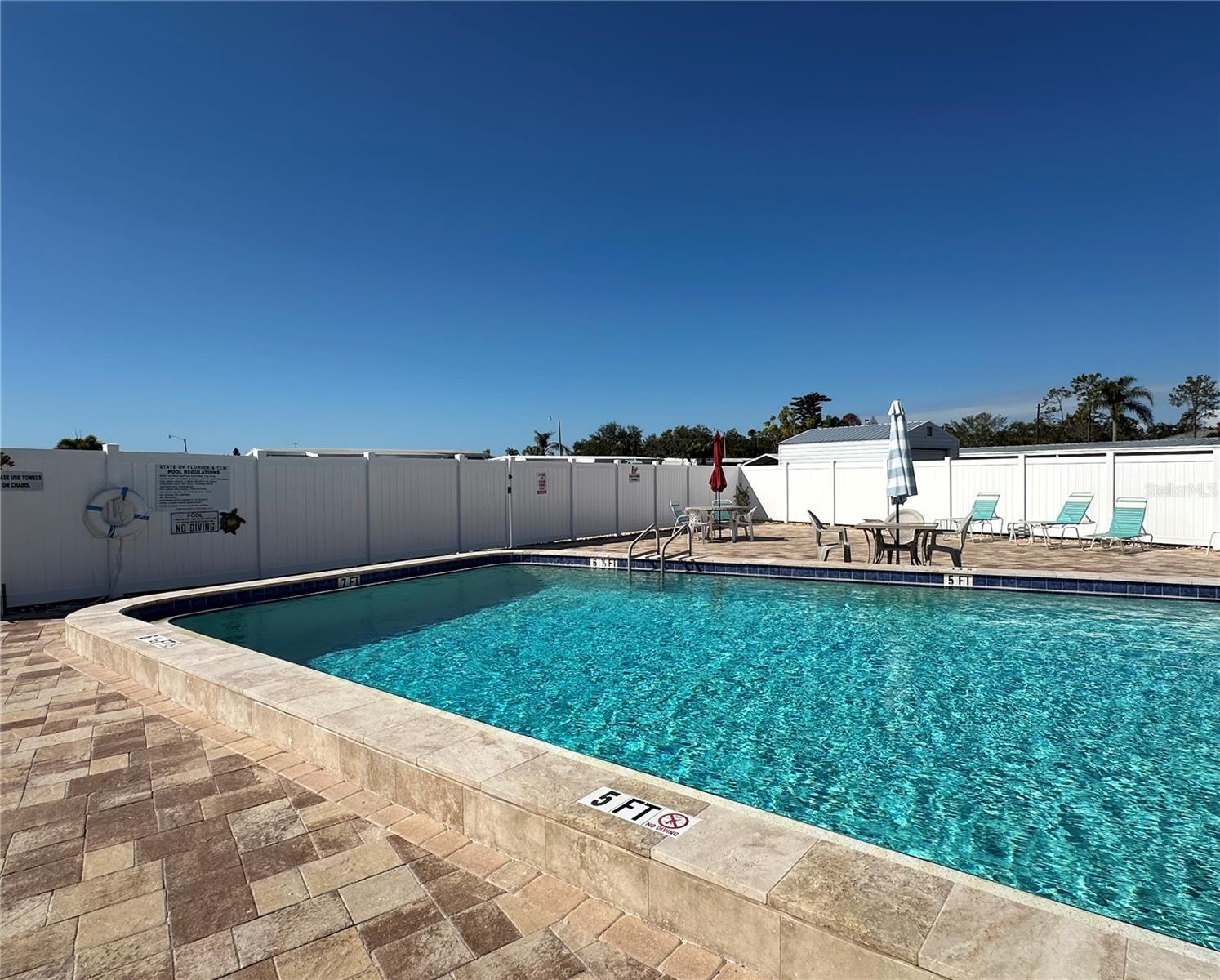 Image 52 of 61 For 5619 Bayshore Road 328