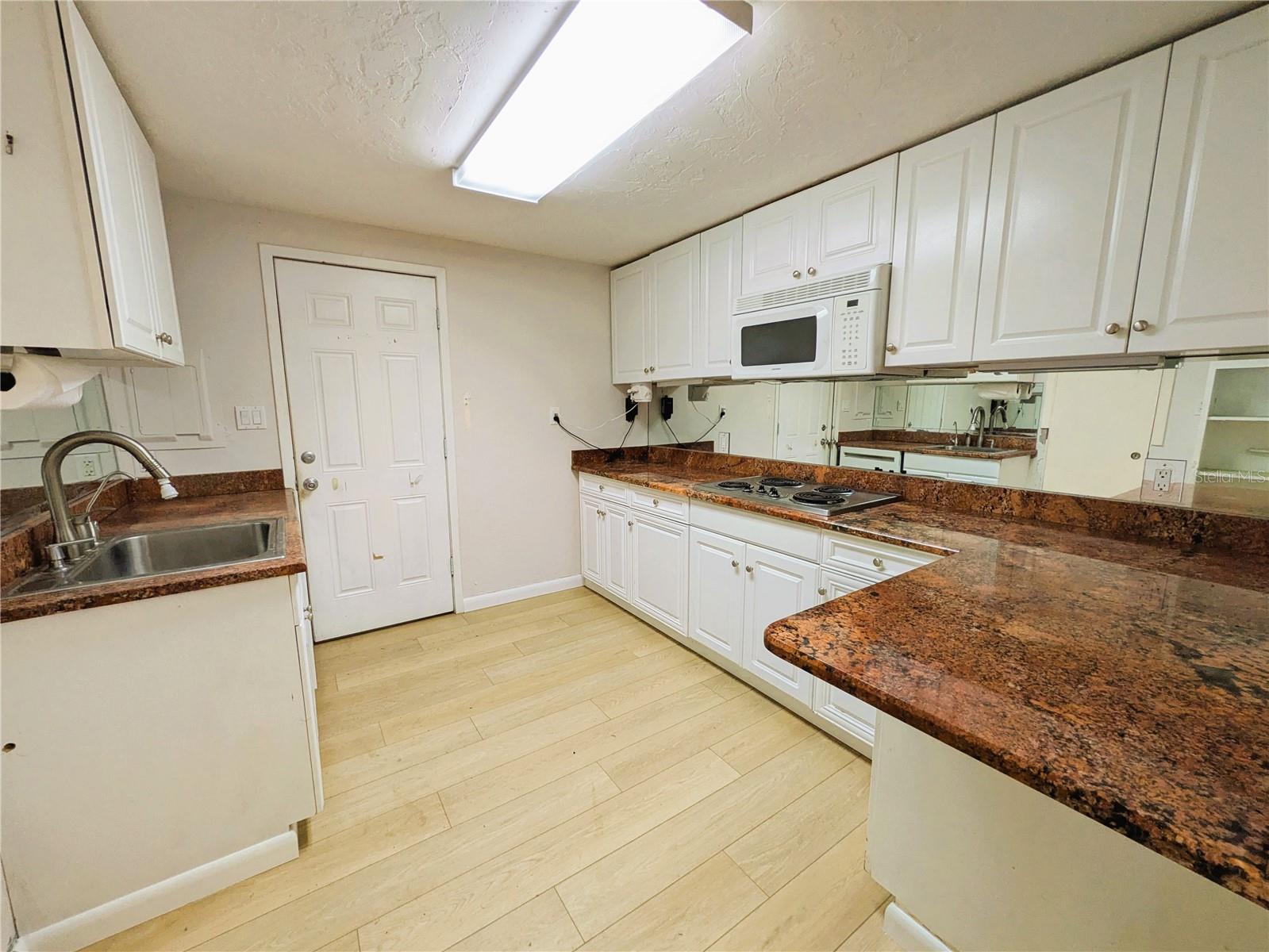 Image 22 of 49 For 4554 Cooper Road