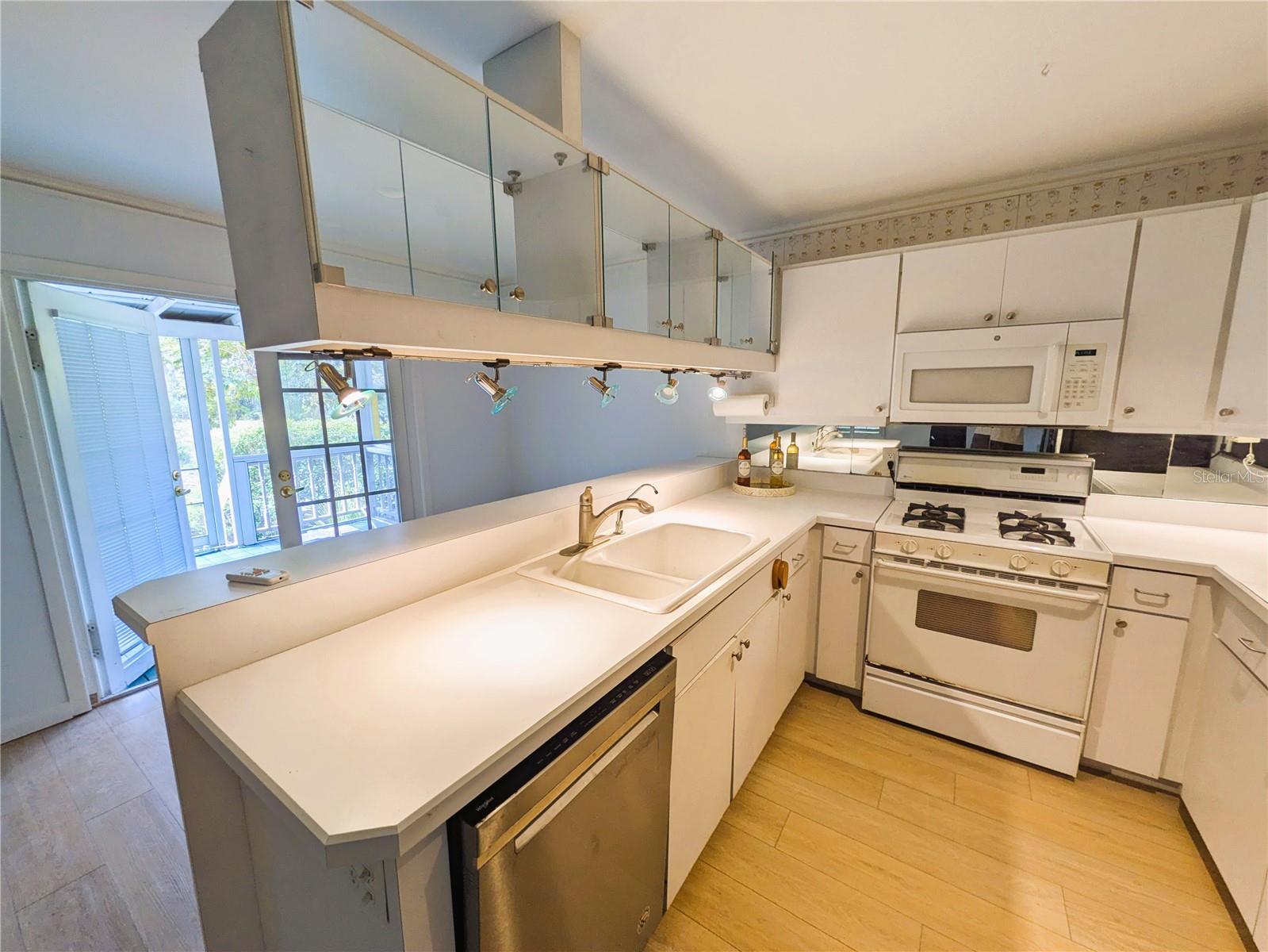 Image 26 of 49 For 4554 Cooper Road