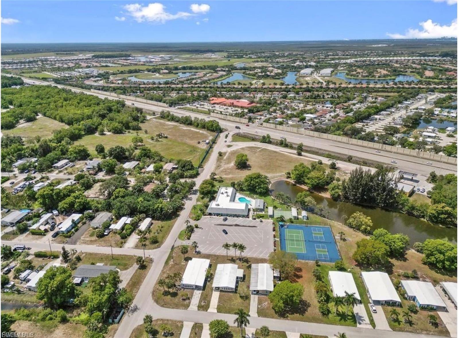 Image 4 of 8 For 171 Pine Key Lane 28